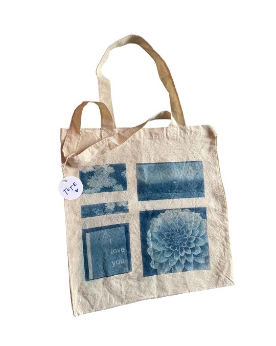 Romantic Tote